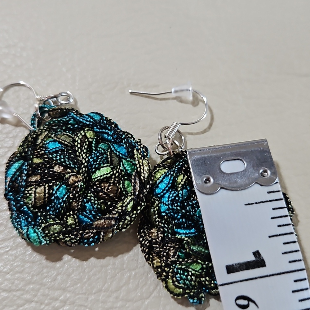 Hand Crafted Crochet Jewerly Set Earring and Necklace 3-pc Set 100% polyster - Picture 15 of 17